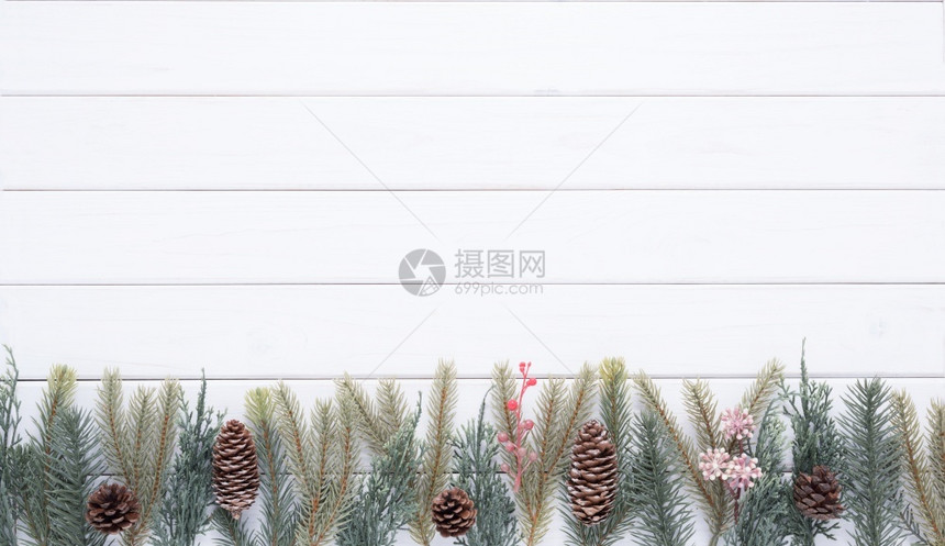 圣诞快乐和新年在白木背景及复制空间上举行庆祝会的奖章桌子最佳圣诞节图片