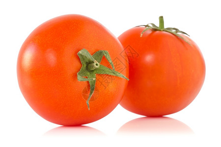 新鲜成熟的西红柿图片
