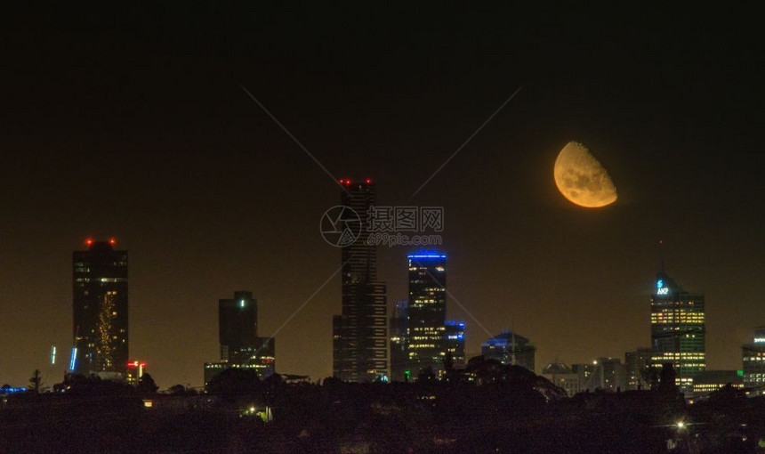 澳大利亚灯月亮飞入梅尔伯尼高楼风景图片