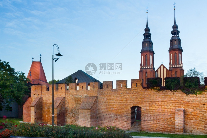 砖历史波兰普洛的防御城墙和大教堂历史图片