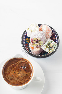 土耳其咖啡和喜菜咖啡杯子坚果沙佛图片