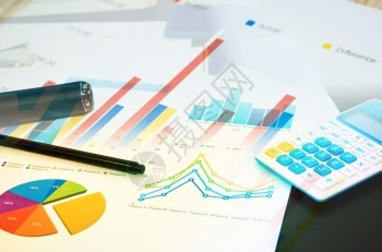 生长酒吧纸金融分析和商业务概念的图示财务分析和商业概念图片