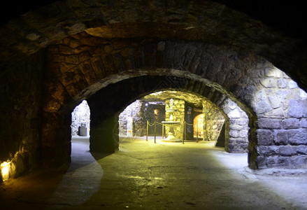 目的地拱道布达城堡旅游景点的拉比林LabyrinthofBudaCastle洞穴背景图片