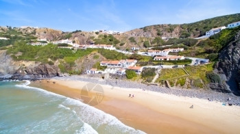 水阿里法纳自然来葡萄牙Arifana村的空中飞机图片