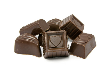 果仁甜点白色背景的黑各种深巧克力瓜碱欲望小吃设计图片