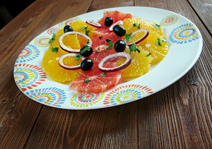 水果西里橙色沙拉西班牙和里烹饪的典型沙拉菜绿色美食图片