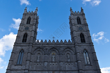 巴黎蒙特公墓的城市地标加拿大蒙特利尔Basilica圣母教堂背景