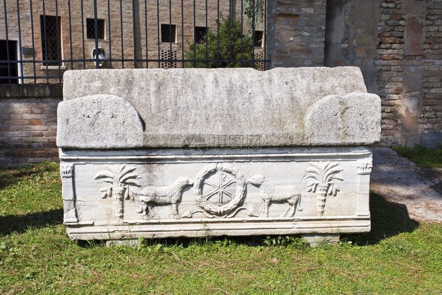 地标意大利拉文纳SanVitale院落Basilica的Sarcophagus意大利语图片