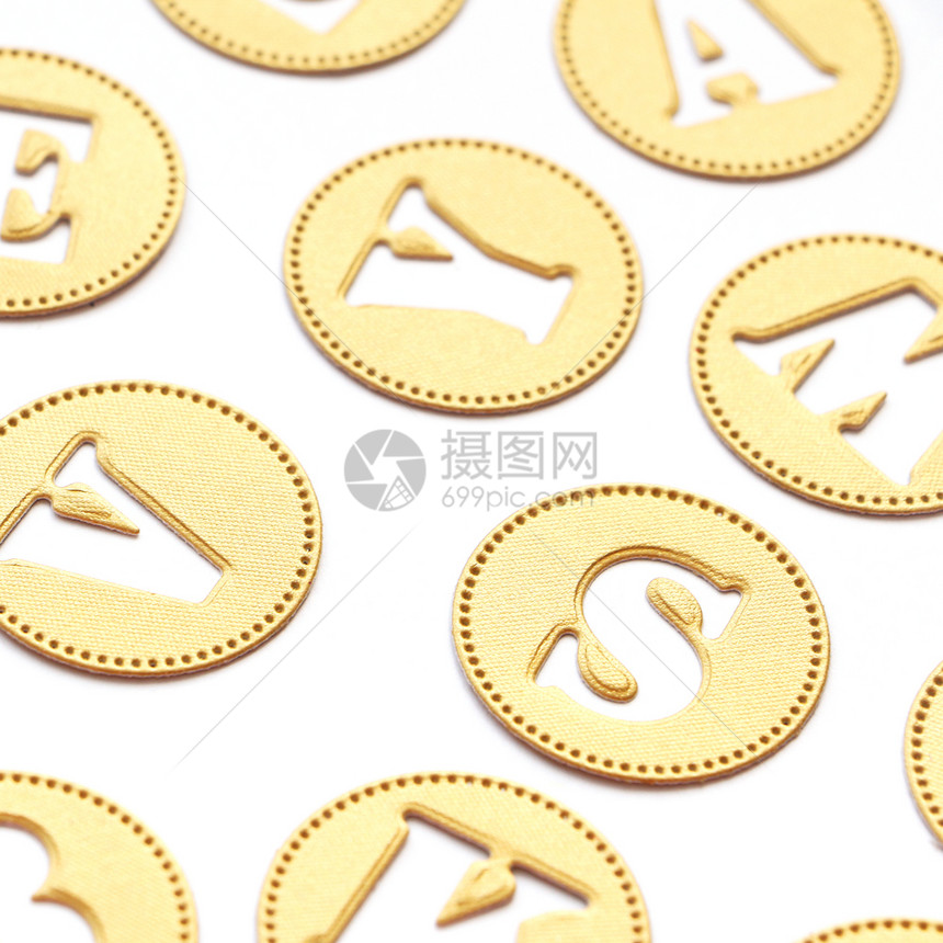 以硬币和文字形式剪掉的金色纸质面的背景图圈和纹理环在社交网络中传递信息的方形表格正质地金的图片