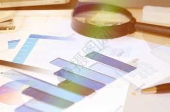 纸财务图表分析与业概念金融图分析和商业概念金融的帐户图片