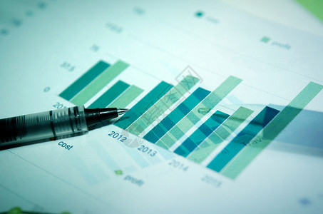 财务图表分析与业概念金融图分析和商业概念纸经济生长图片