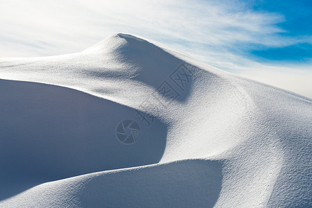 雪地沙丘图片