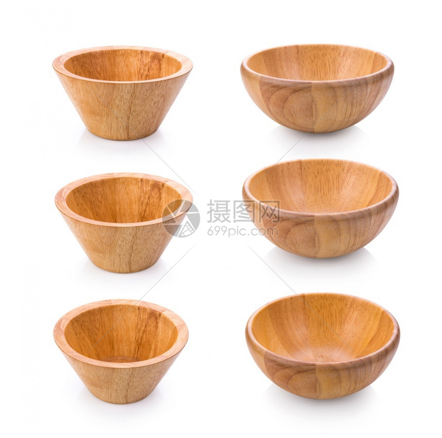 汤白色背景的木碗装饰圆圈图片