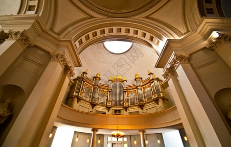 建筑学圆顶赫尔辛基大教堂赫尔辛基大教堂的古典内部文化图片