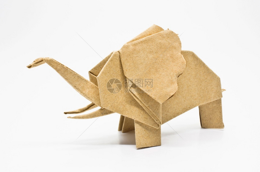 白折纸大象上孤立的白色折纸大象Isocatedonwhite折纸大象耳朵哺乳动物白色的图片