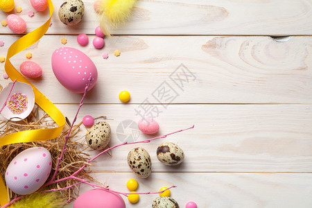 糖衣丸复活时背景带东卵的复活节背景黄色的春天图片