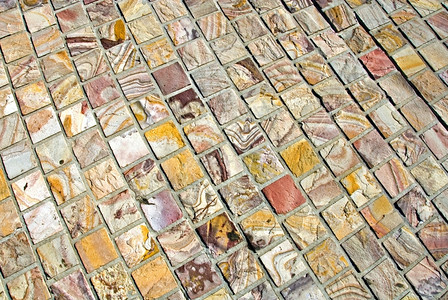 公共行道中的石头铺地水泥结摊机图片