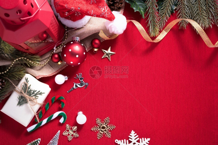 圣诞快乐和新年庆祝红布背景及复制空间的纪念奖章见附件星庆典最佳图片