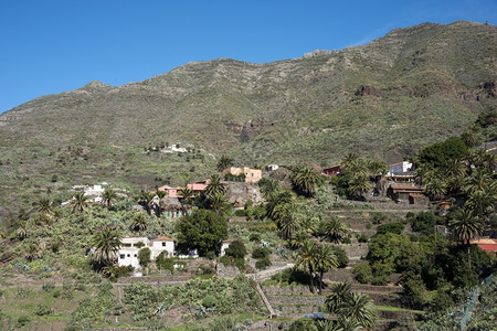 山上的村庄图片