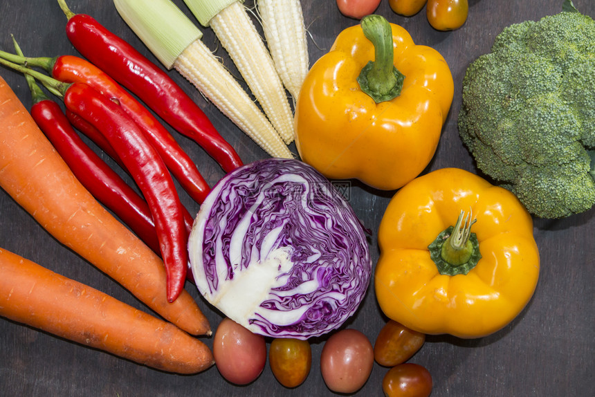 各种蔬菜食物背景健康概念等多种菜类番茄混合胡萝卜图片