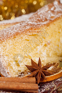 典型的意大利兰地潘多罗圣诞节日蛋糕美味的为了庆典图片