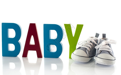 婴儿学步鞋购买蓝色的带有木质文字婴儿运动鞋短靴可爱的设计图片