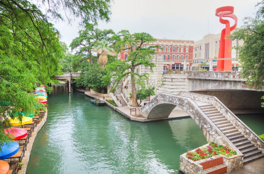 水餐厅清晨在圣安东尼奥河中行走克拉夫琴科图片