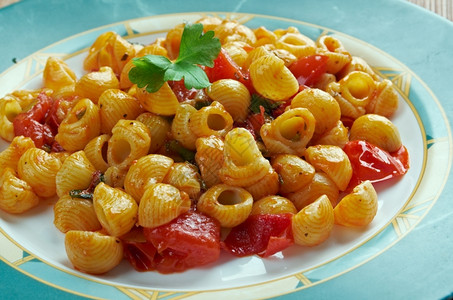 意大利面条西里配方意式大利面条食物红色的黄图片