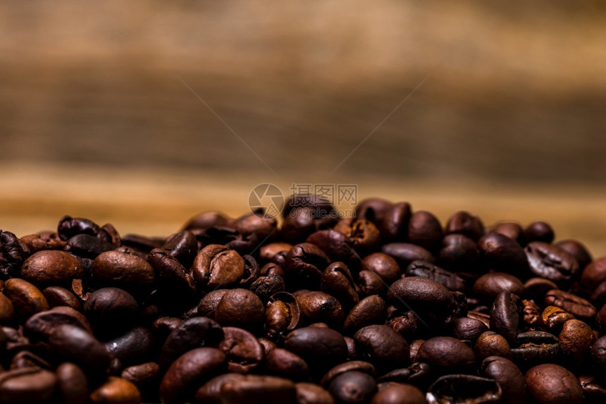 烘焙的咖啡豆图片