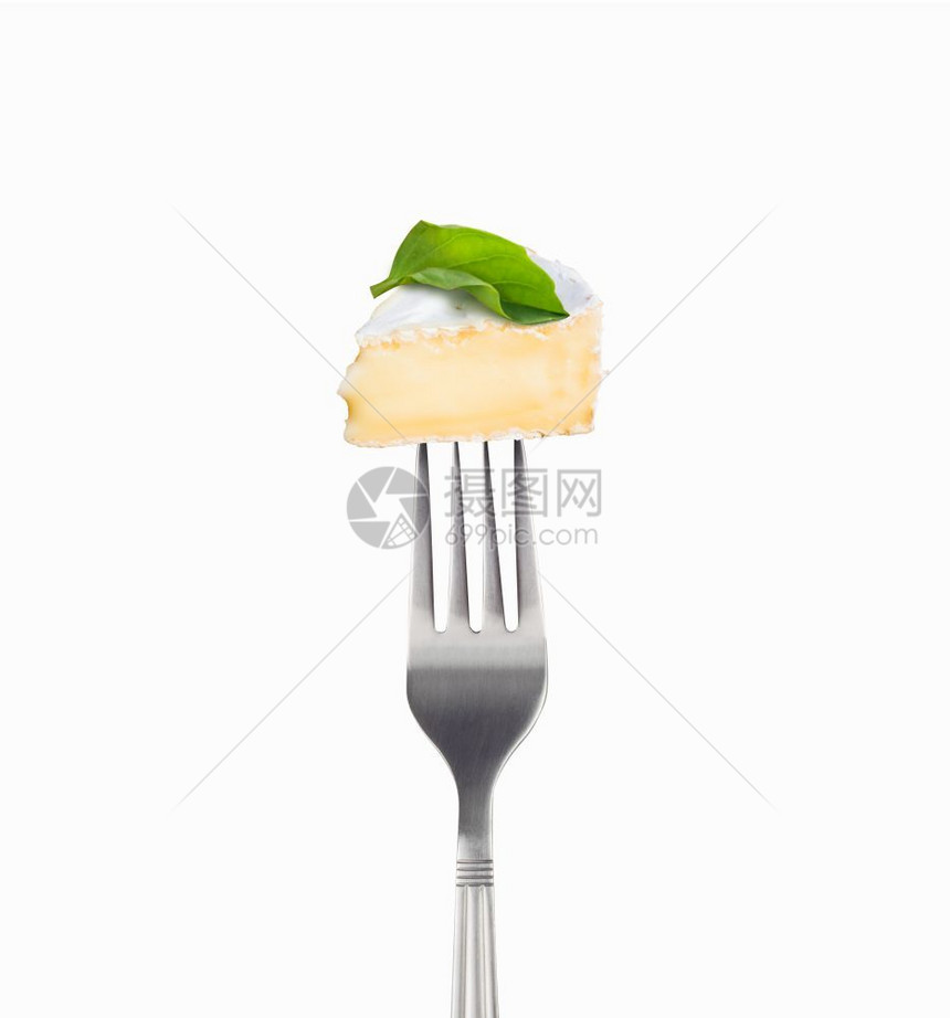 食物新鲜的营养白色背景上隔绝的叉口新鲜切片芝士图片