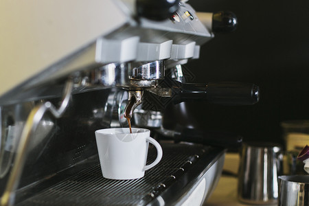 咖啡机制作图片