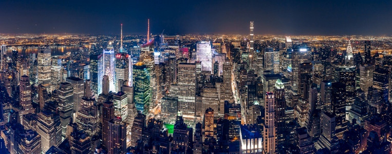 摩天大楼建造风景纽约市夜间美丽的全景照片纽约市的美丽全景照片图片