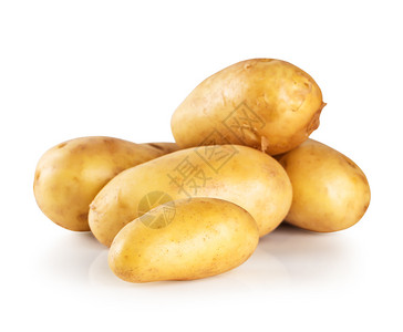 健康白色背景上孤立的新马铃薯堆土豆小路蔬菜图片