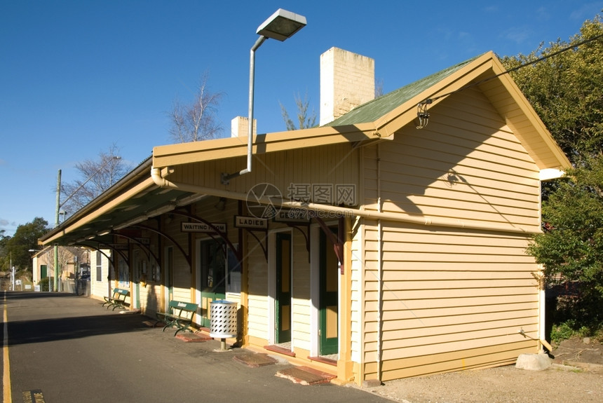 澳大利亚新南威尔士邦达农铁路站澳大利亚新南威尔士安全座位天图片