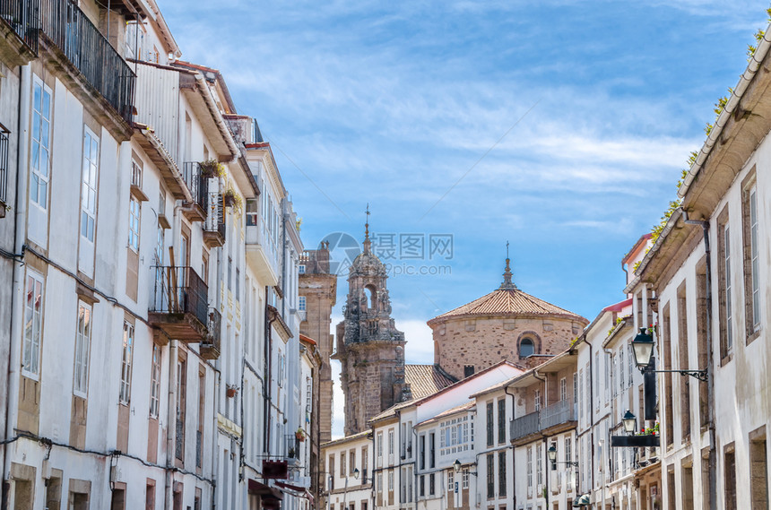 颜色西班牙北部圣地亚哥德孔波斯特拉的建筑学传统的图片