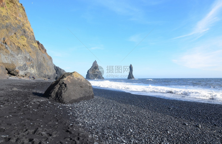 风景优美的冰岛黑沙滩图片