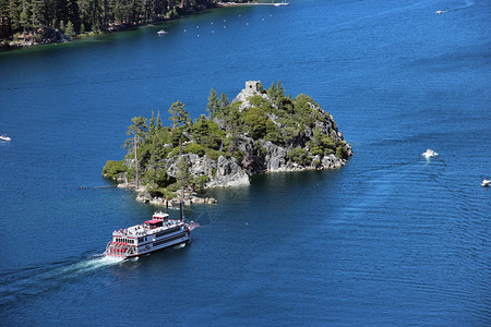 Tahoe湖旅游船太浩波浪艇图片