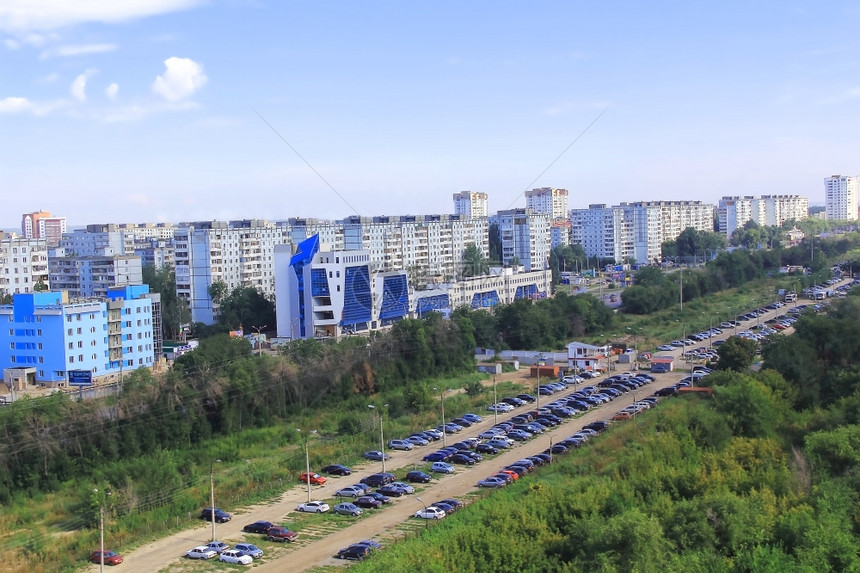 地点航班飞鸟行的俄罗斯城镇全景风图片