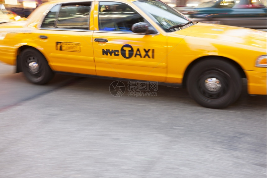 路约克纽美国时报广场黄出租车计程的翻拍画面新图片