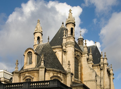 法国巴黎一座古老石墓教堂巴黎人塔背景图片