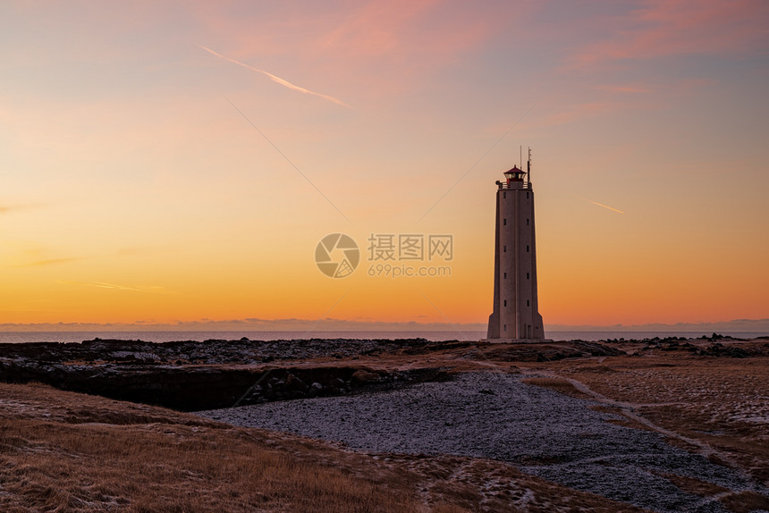 天空斯奈山莫比代利冰岛Snaefellsnes半岛的Malarrif灯塔日落冰岛图片