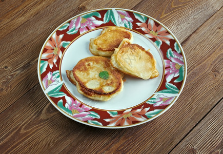 土耳其松饼配奶酪IglipisiTurkish美食面包物子图片