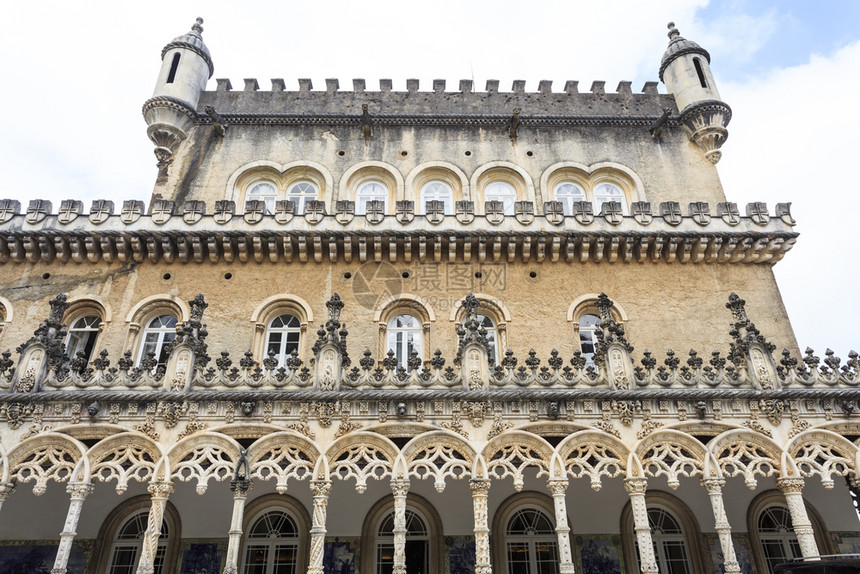 布卡科迈尔哈达建筑学BussacoPalace旅馆详情这是19世纪末以新Manueline建筑风格造的豪华酒店位于葡萄牙中部Co图片