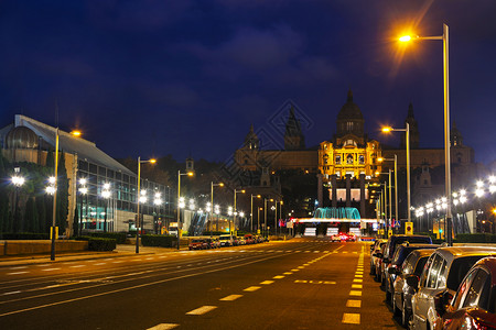 西班牙巴塞罗那城市夜景图片