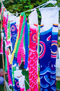 文化庆典第二日本的旗叫Koinobori或鲤鱼流龙头图片