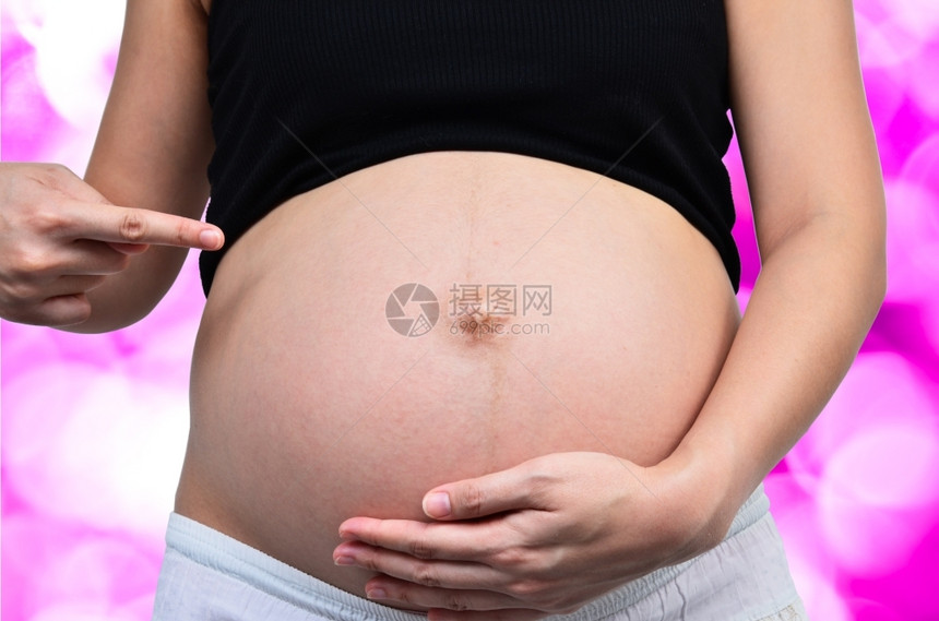 腿题词科学登记在册的怀孕妇女9个月图片
