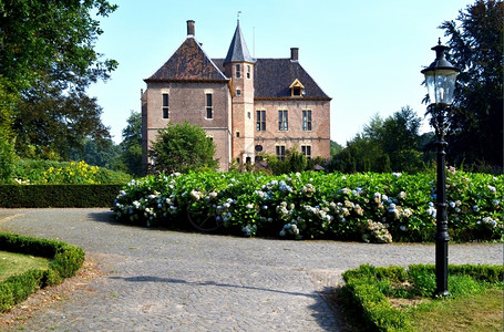中间庄严建造荷兰沃登的城堡图片