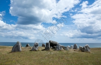 六月6在瑞典Skane海岸建造的古老石块结构天堂图片