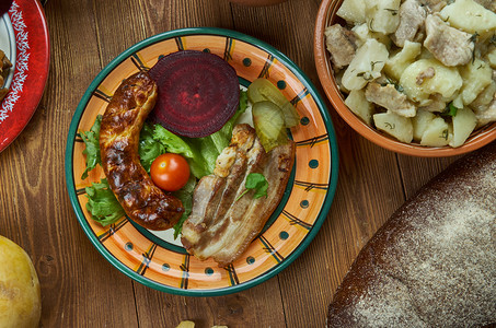 汉堡里格丹麦卡斯勒自制烹饪传统各类菜盘顶视食物肴土豆背景图片