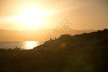 禅目的地海洋西班牙巴利阿里群岛马洛卡美日落太阳效应图片